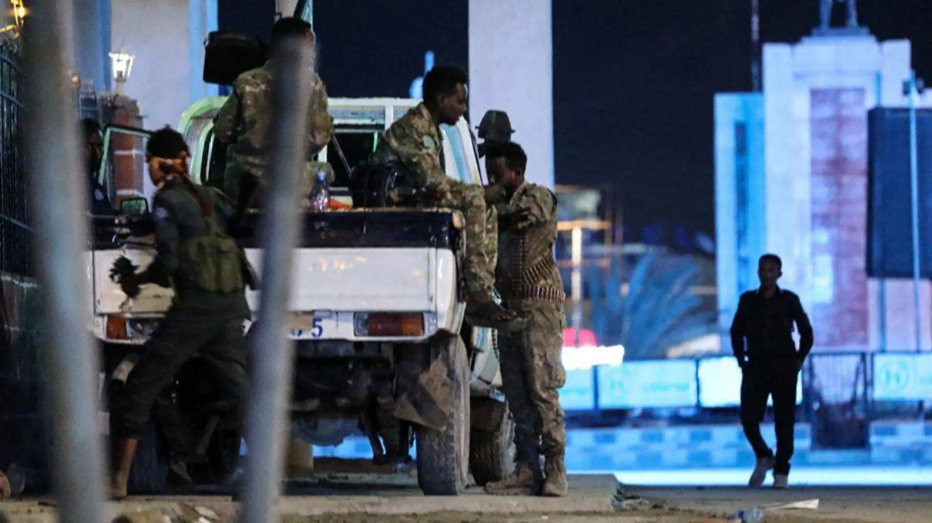 Grupo yihadista de Al Shabab ataca hotel de Mogadiscio, capital somalí